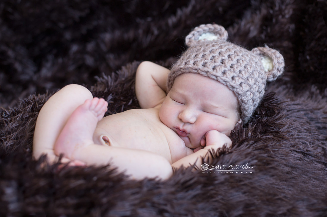 sesion-recien-nacido-newborn-en-lleida-Balaguer-Fotograf-de-lleida_MG_2394