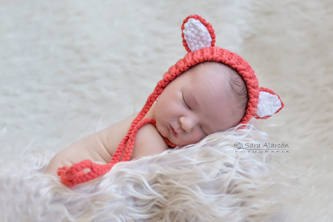 sesion-recien-nacido-newborn-en-lleida-Balaguer-Fotograf-de-lleida_MG_2437