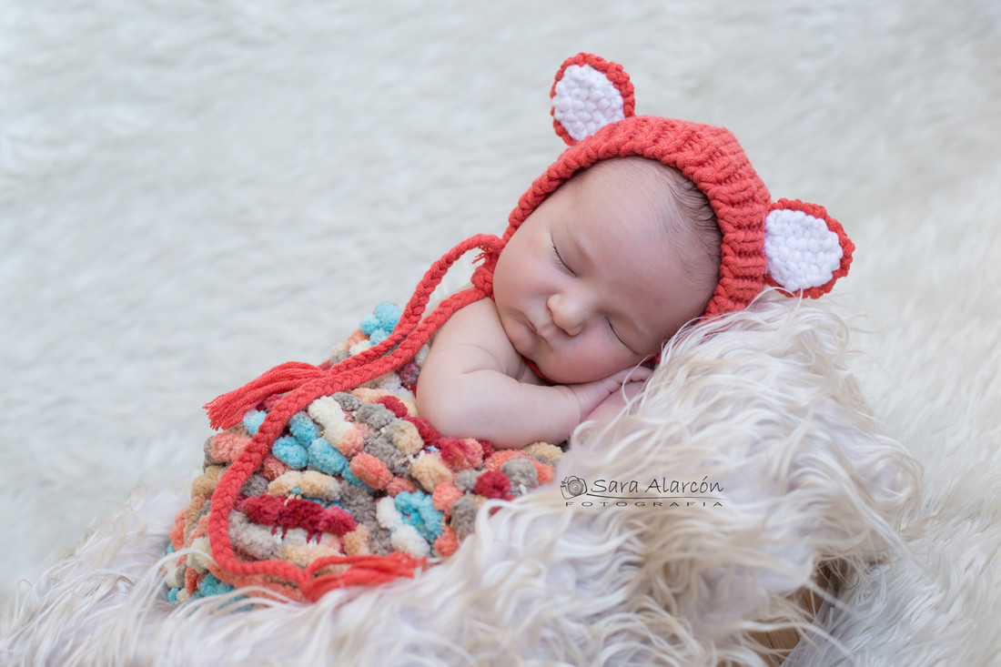 sesion-recien-nacido-newborn-en-lleida-Balaguer-Fotograf-de-lleida_MG_2449