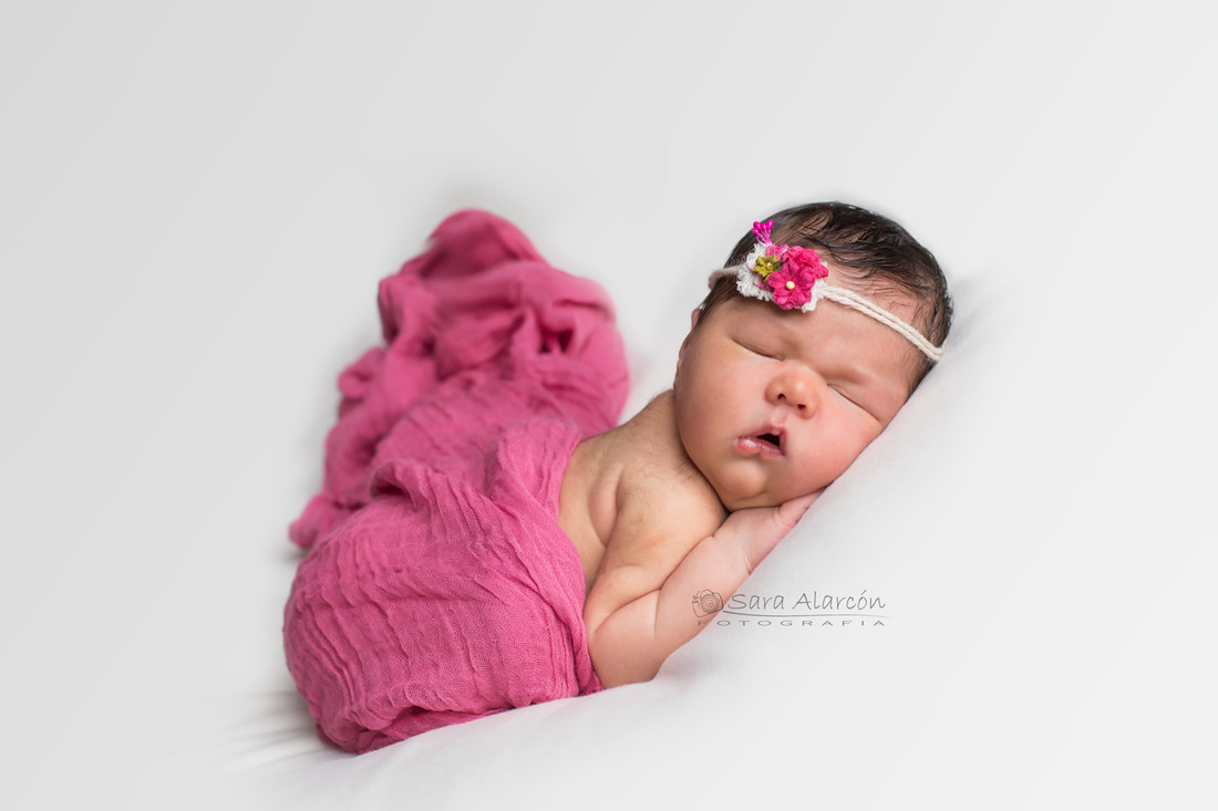 sesion-de-fotos-recien-nacido-newborn-en-lleida-fotografo-de-lleida_MG_3444