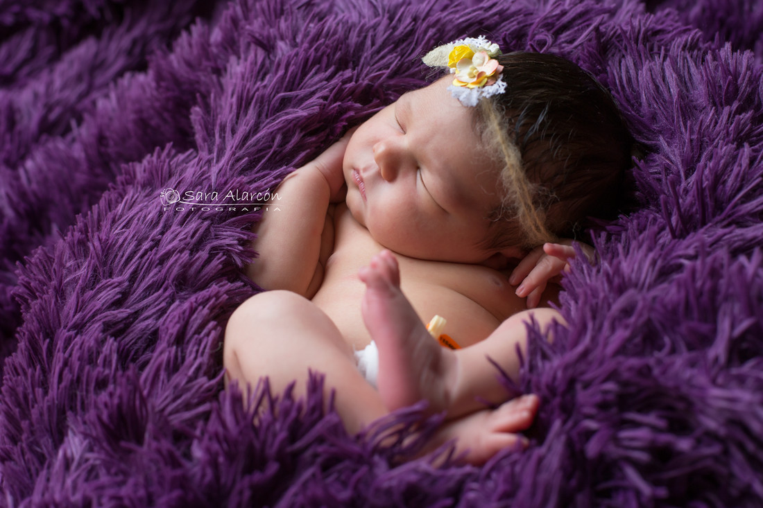 sesion-de-fotos-recien-nacido-newborn-en-lleida-fotografo-de-lleida_MG_3576