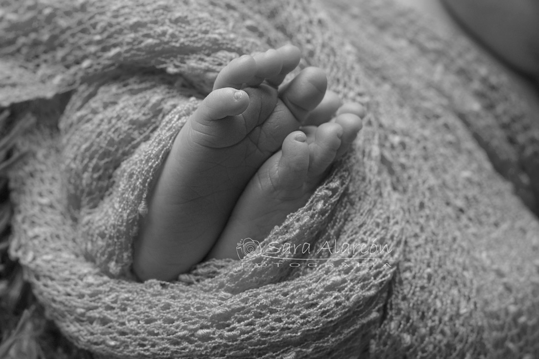 sesion-de-fotos-recien-nacido-newborn-en-lleida-fotografo-de-lleida_MG_3587