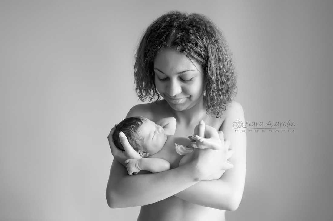 sesion-de-fotos-recien-nacido-newborn-en-lleida-fotografo-de-lleida_MG_3682