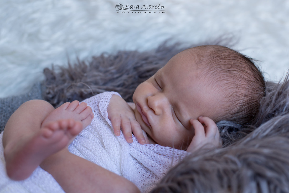 sesion-newborn-en-lleida-recien-nacido_MG_5629