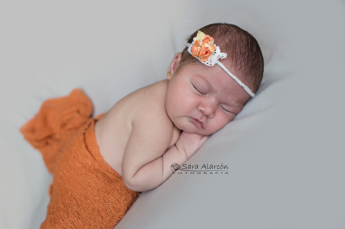 fotografa-enpecializada-en-newborn-en-lleida-sesion-newborn-en-lleida_MG_6785