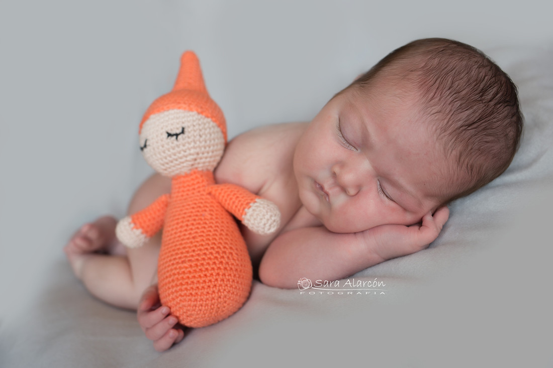 fotografa-enpecializada-en-newborn-en-lleida-sesion-newborn-en-lleida_MG_6813