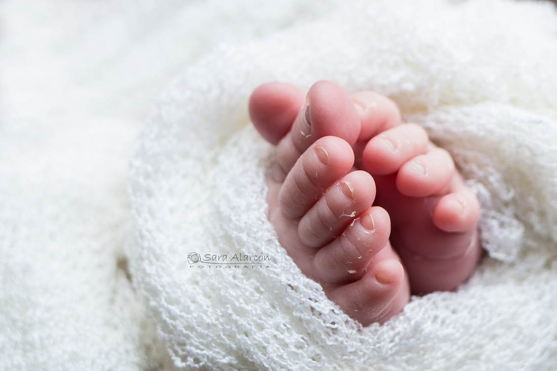 fotografa-enpecializada-en-newborn-en-lleida-sesion-newborn-en-lleida_MG_6819