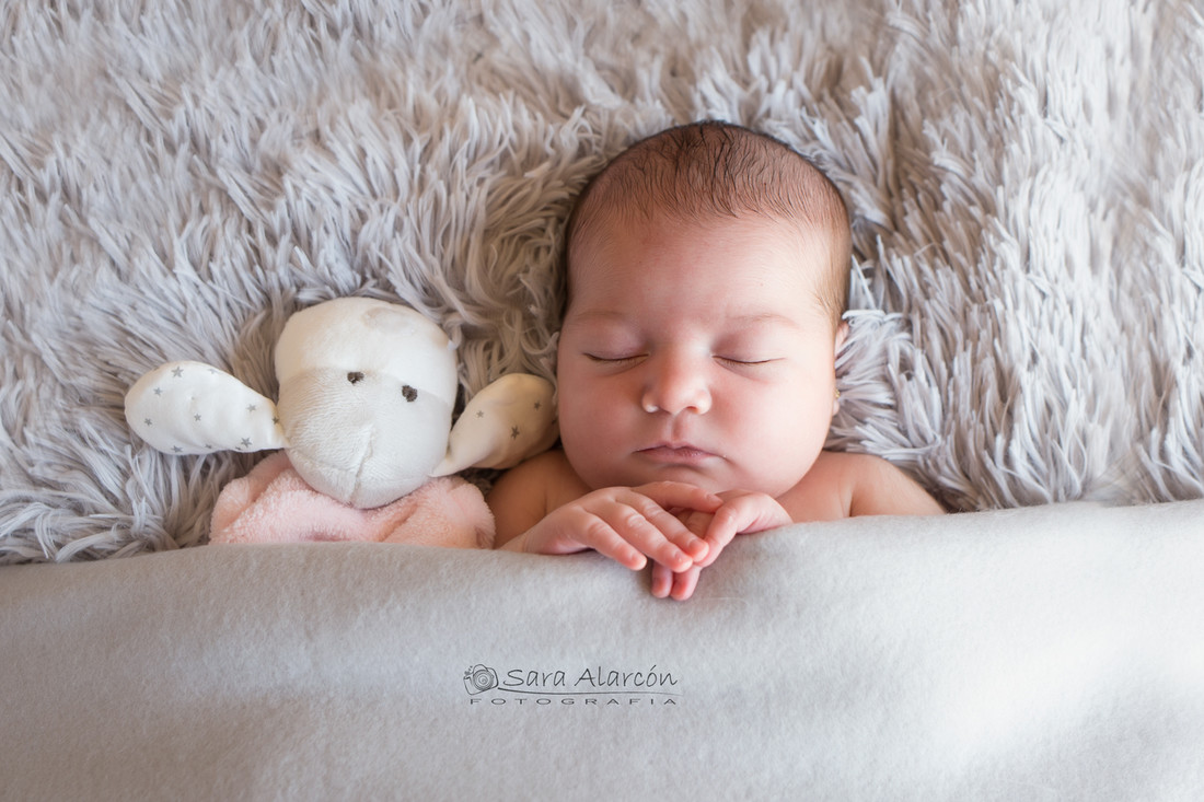 fotografa-enpecializada-en-newborn-en-lleida-sesion-newborn-en-lleida_MG_6889