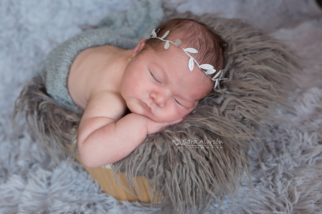 fotografa-enpecializada-en-newborn-en-lleida-sesion-newborn-en-lleida_MG_6936