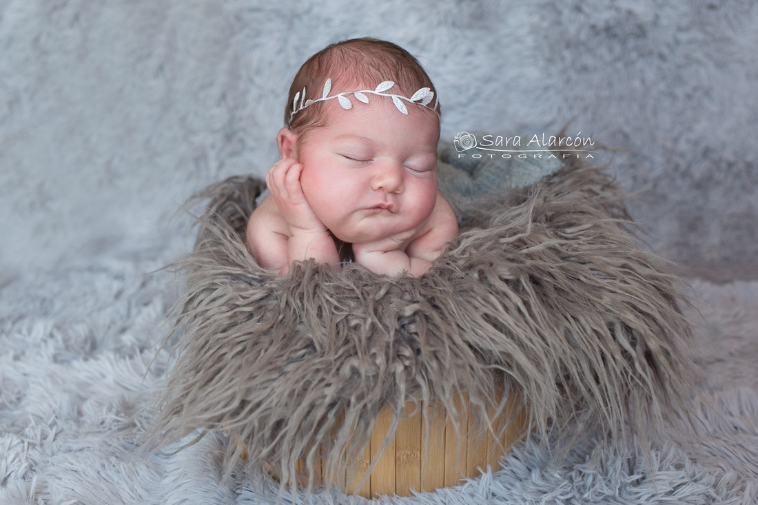 fotografa-enpecializada-en-newborn-en-lleida-sesion-newborn-en-lleida_MG_6945