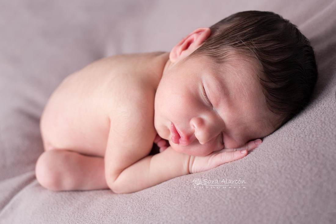 sesion-newborn-en-monzon_MG_3198
