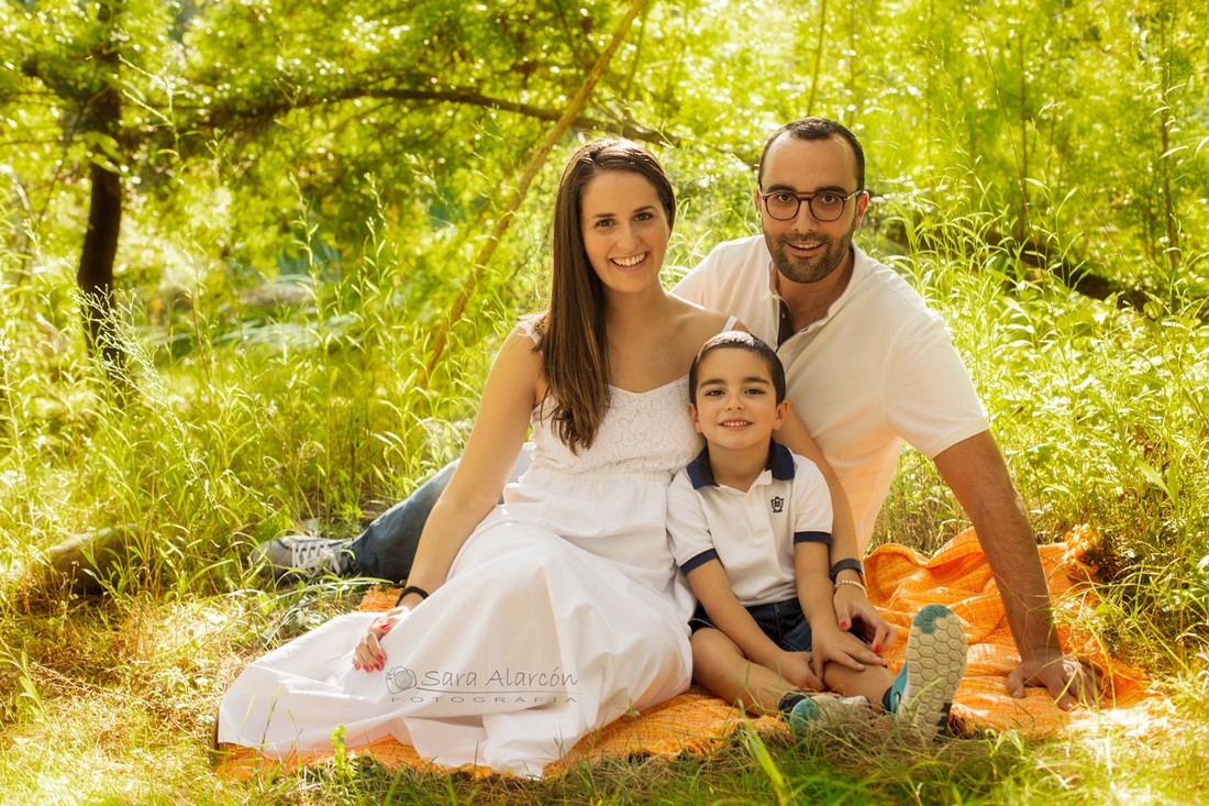 sesion-familiar-en-exterior-balaguer-lleida_MG_7351-