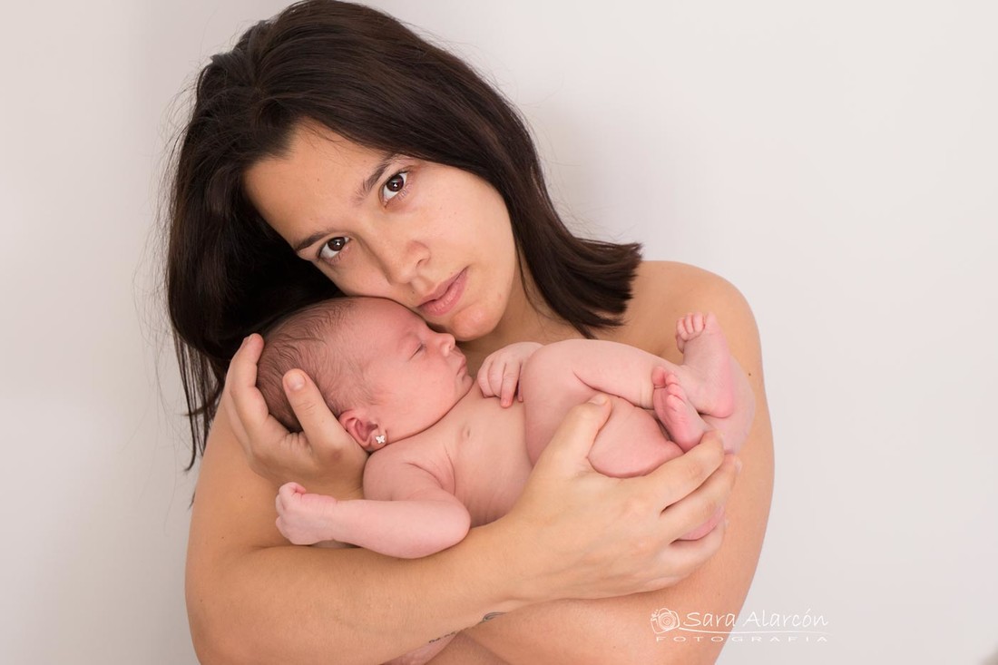 fotografa-especializada-en-newborn-recien-nacido-en-lleida_MG_4444