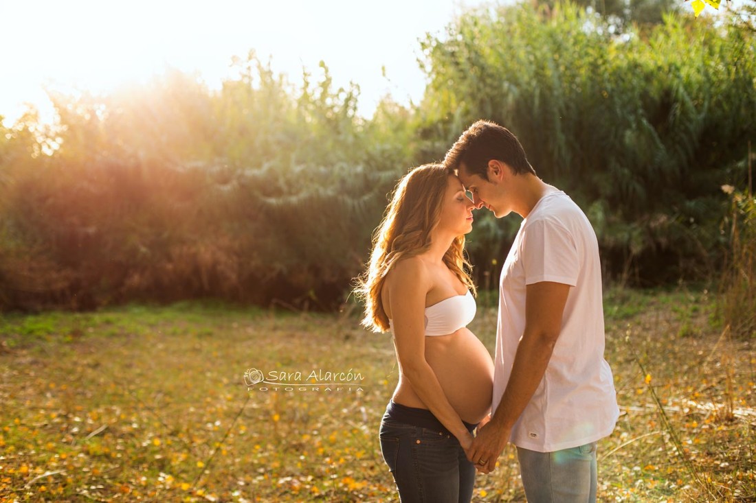 sesion-creatriva-de-embarazo-en-lleida-fotografa-de-embarazo-de-lleida_MG_1543-1