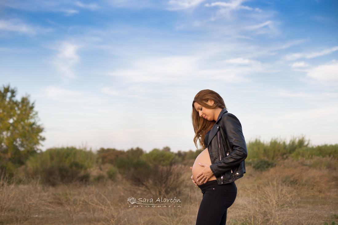 sesion-creatriva-de-embarazo-en-lleida-fotografa-de-embarazo-de-lleida_MG_1651