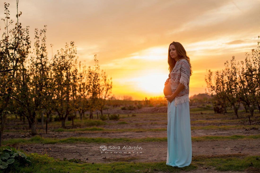 sesion-creatriva-de-embarazo-en-lleida-fotografa-de-embarazo-de-lleida_MG_1784-1